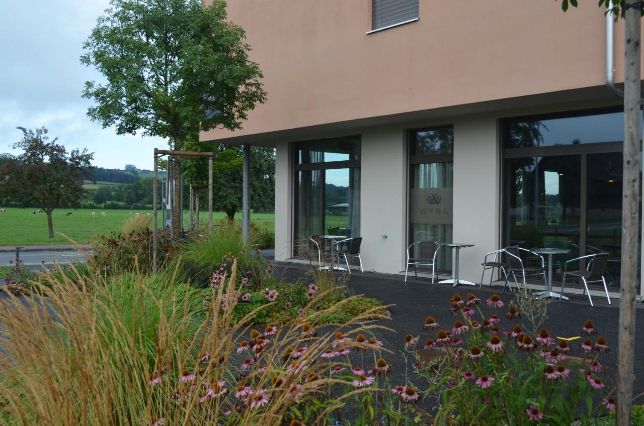 Wyna Motel Neudorf Exterior foto